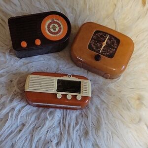 Vintage Style Portable Radio Set - Black, Orange, Brown